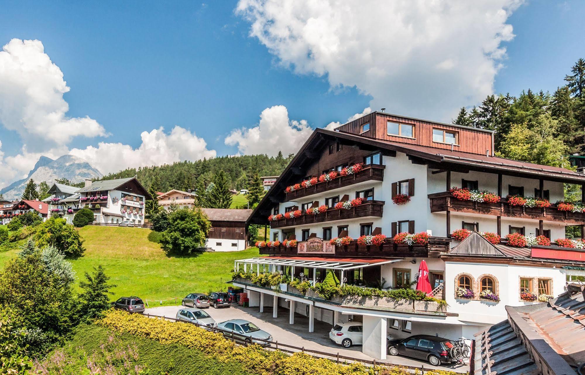 Hotel Habhof - Garni Mösern Eksteriør bilde